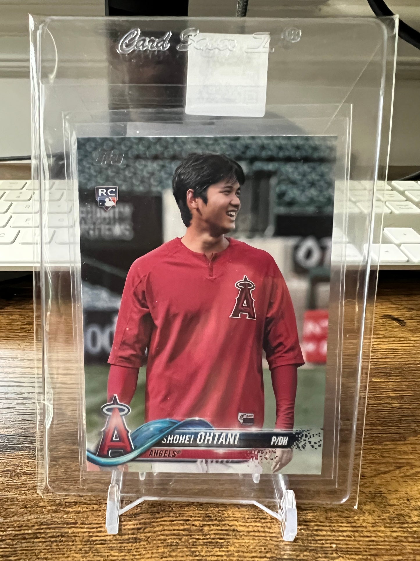 2018 Topps Update Shohei Ohtani Warm-Up Shirt SP Rookie Card